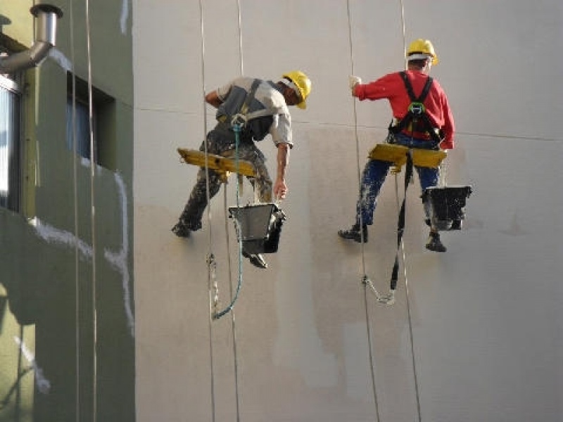 Pintura de Fachada de Prédio Comercial em Figueiras - Pintura em Edifícios de Condomínios