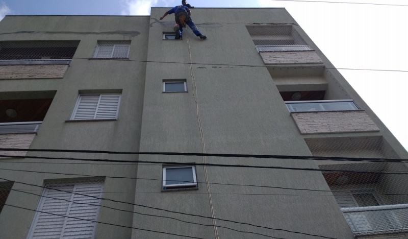 Pintura em Fachada de Prédios Preço Vila Scarpelli - Pintura de Fachada para Edifícios Comercial