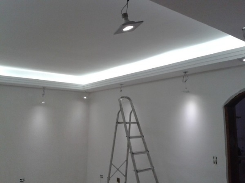 Prestação de Serviço de Pintura para Residência Preço no Jardim Santo André - Serviço de Pintura em Residências Prestação de Serviço de Pintura para Residência Preço no Jardim Santo André - Serviço de Pintura em Residências